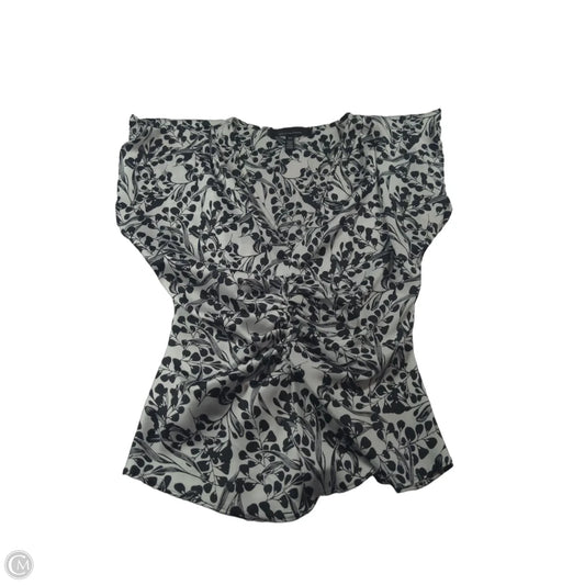Top Short Sleeve By White House Black Market In Black & White, Size: Xs
