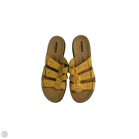 Sandals Flats By Clarks In Yellow, Size: 8.5