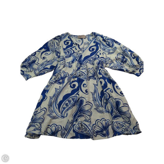 Dress Casual Short By Clothes Mentor In Blue & White, Size: S