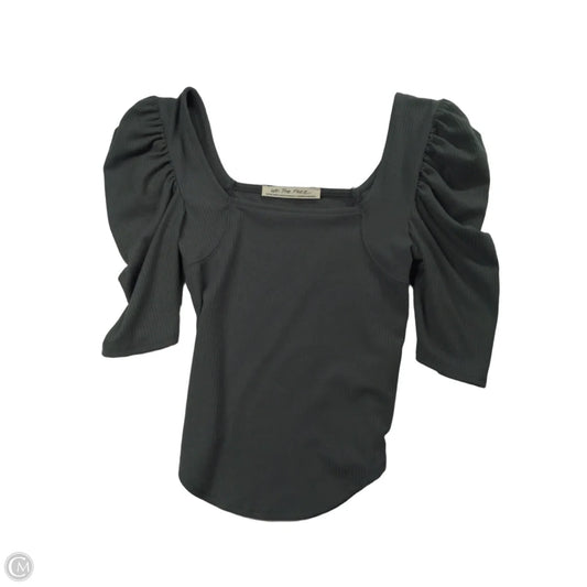 Top Short Sleeve By We The Free In Grey, Size: Xs