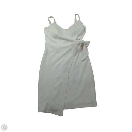 Dress Casual Short By Charlotte Russe In White, Size: S