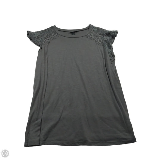 Top Short Sleeve By Torrid In Grey, Size: 0